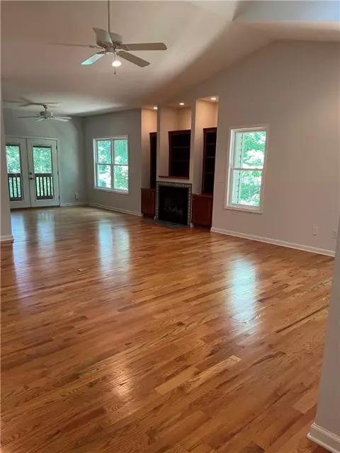 282 Warbranch Rd, Central, SC 29630 photo 5