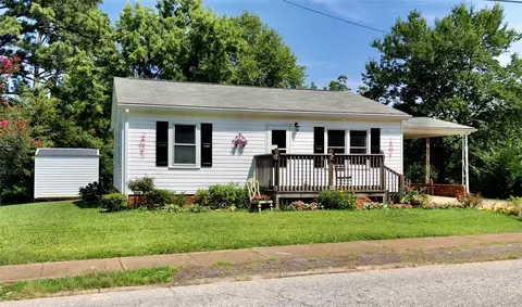 309 S Spring St, Walhalla, SC 29691 photo 1