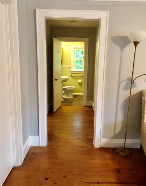 309 S Spring St, Walhalla, SC 29691 photo 7