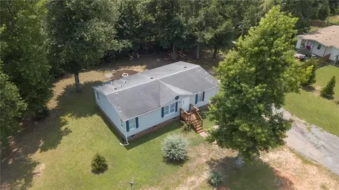 113 Avery Dr, Easley, SC 29640 photo 29