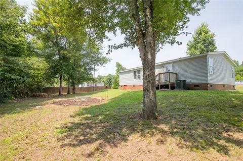 113 Avery Dr, Easley, SC 29640 photo 5