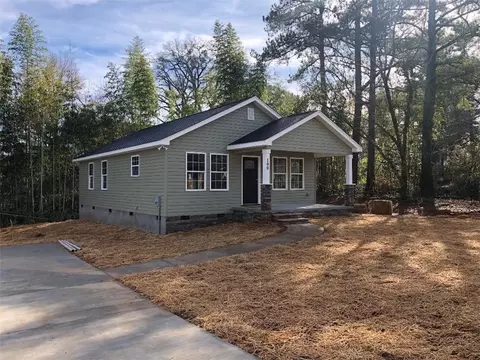 114 Branch St, Walhalla, SC 29691 photo 1
