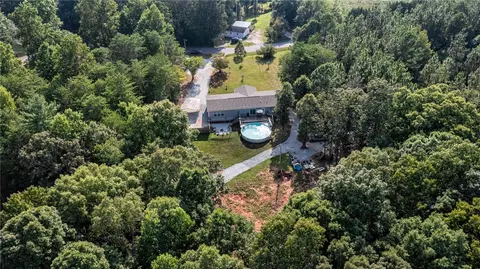 401 Gentry Rd, Seneca, SC 29678 photo 32