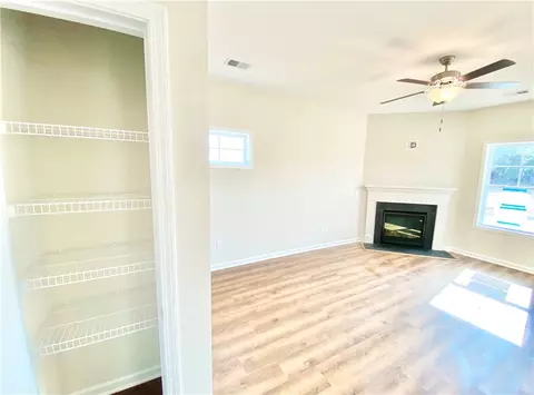 314 Phillips Dr, Pendleton, SC 29670 photo 5