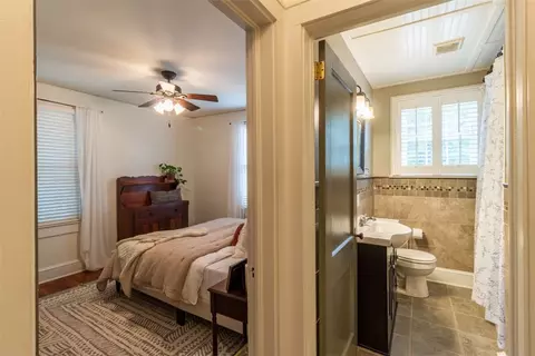 302 S B St, Easley, SC 29642 photo 17