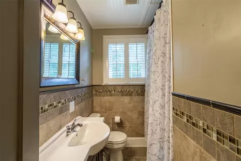 302 S B St, Easley, SC 29642 photo 18