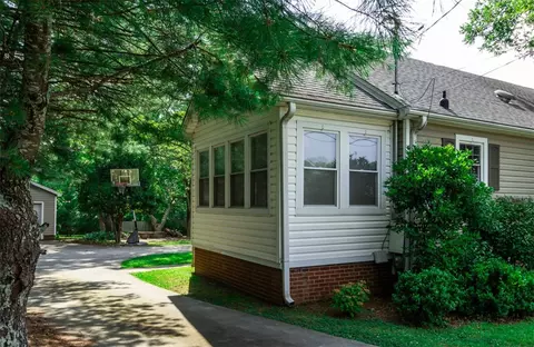 302 S B St, Easley, SC 29642 photo 37