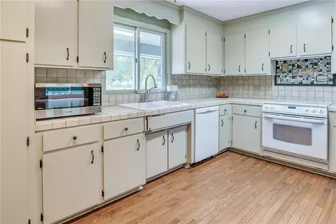 364 Lenhardt Rd, Easley, SC 29640 photo 12