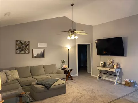 207 E Mauldin St, Walhalla, SC 29691 photo 5