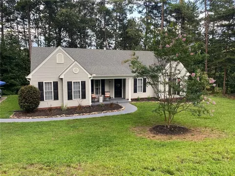 207 E Mauldin St, Walhalla, SC 29691 photo 1