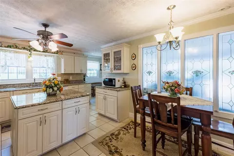 407 Mount Forest Cir, Easley, SC 29640 photo 14