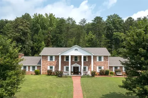 407 Mount Forest Cir, Easley, SC 29640 photo 1