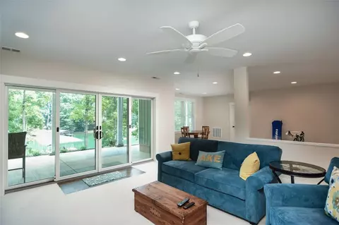 111 Lindos Dr, Seneca, SC 29672 photo 24
