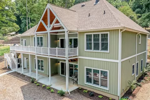 111 Lindos Dr, Seneca, SC 29672 photo 2