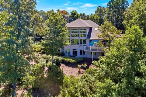 427 E Waterside Dr, Seneca, SC 29672 photo 11