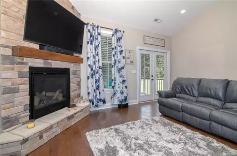 106 Mckenna Dr, Pelzer, SC 29669 photo 17