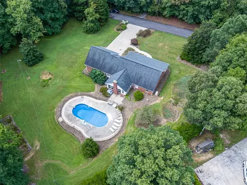 116 Ada Beth Dr, Pickens, SC 29671 photo 36