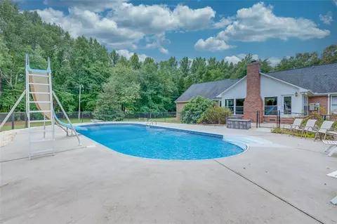 116 Ada Beth Dr, Pickens, SC 29671 photo 32