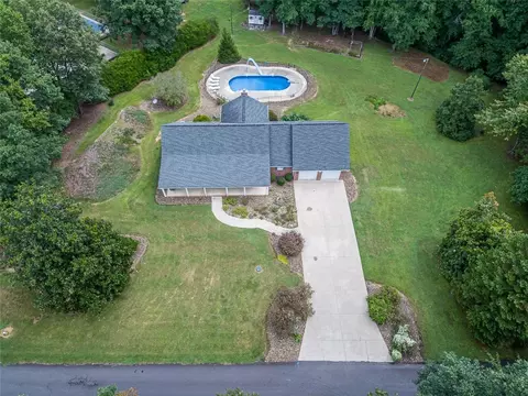 116 Ada Beth Dr, Pickens, SC 29671 photo 34