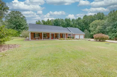 116 Ada Beth Dr, Pickens, SC 29671 photo 1