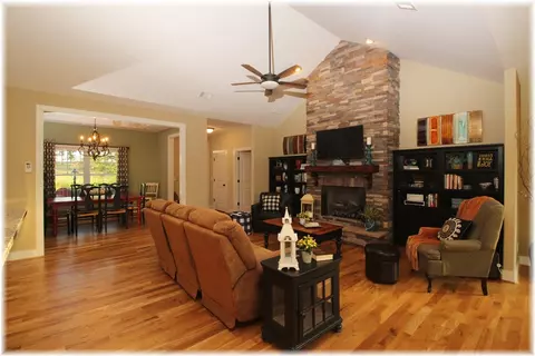 116 N Grant Rd, Seneca, SC 29678 photo 11