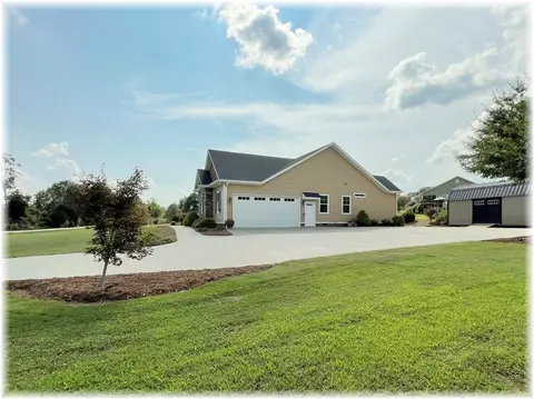 116 N Grant Rd, Seneca, SC 29678 photo 5