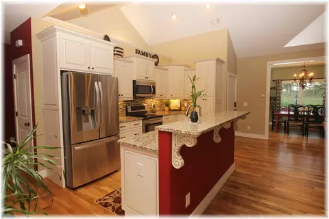 116 N Grant Rd, Seneca, SC 29678 photo 12