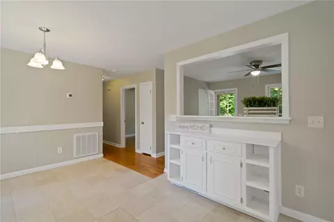 1114 White St, Pendleton, SC 29670 photo 8