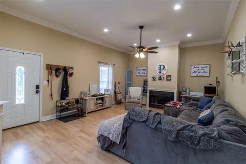 110 S 8th St, Easley, SC 29640 photo 6