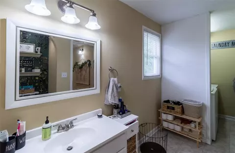 110 S 8th St, Easley, SC 29640 photo 17
