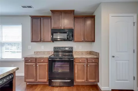 161 Madison Pointe Dr, Seneca, SC 29678 photo 11