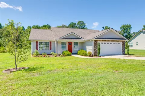 161 Madison Pointe Dr, Seneca, SC 29678 photo 1