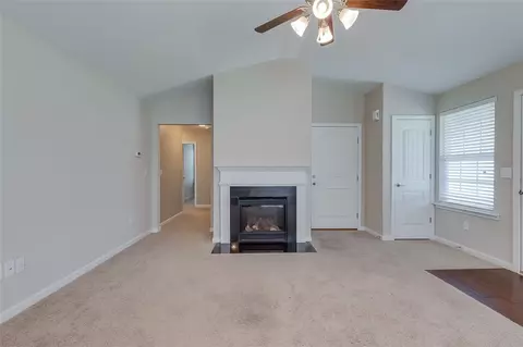 161 Madison Pointe Dr, Seneca, SC 29678 photo 5