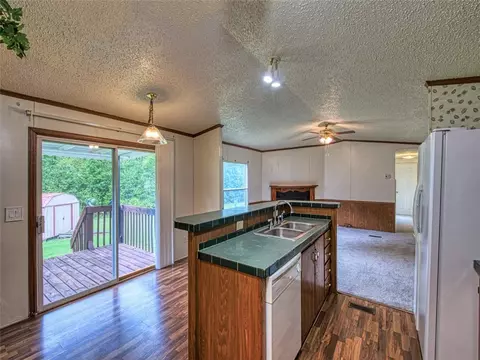108 Derby Ct, Easley, SC 29640 photo 14