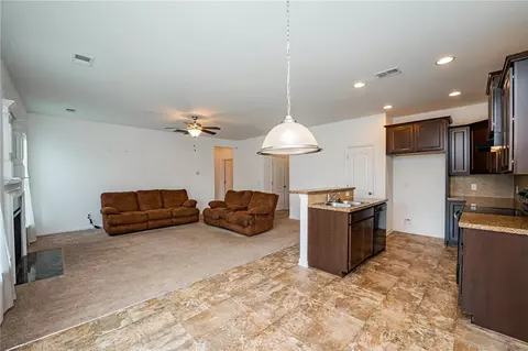 153 Caledonia Dr, Easley, SC 29642 photo 4
