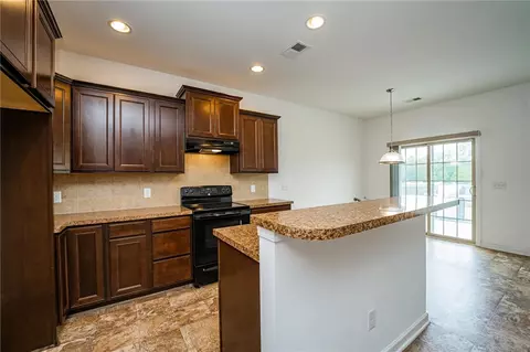 153 Caledonia Dr, Easley, SC 29642 photo 3