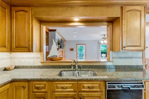321 Buchanan Cir, Pendleton, SC 29670 photo 9