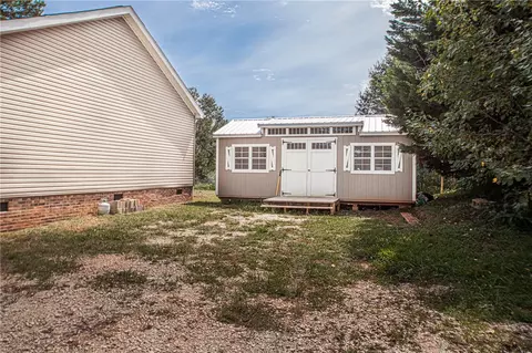 133 Miller Dr, Central, SC 29630 photo 3
