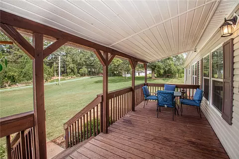 133 Miller Dr, Central, SC 29630 photo 4