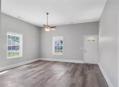 40 Adger St, Pelzer, SC 29669 photo 3