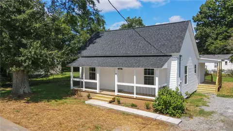 40 Adger St, Pelzer, SC 29669 photo 18