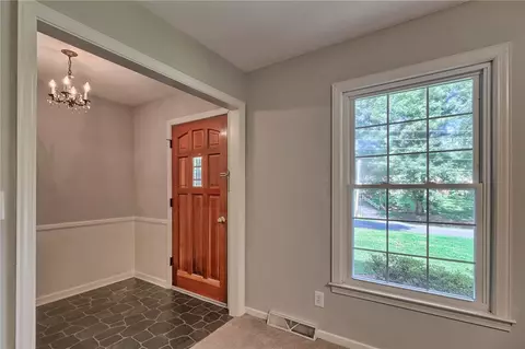 504 Roosevelt Dr, Easley, SC 29642 photo 5