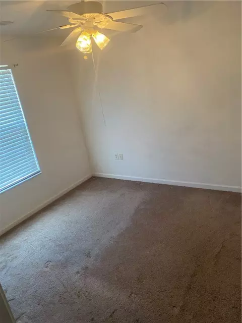110 Crown Ct, Williamston, SC 29697 photo 5