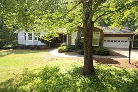 532 Squire Cir, Clemson, SC 29631 photo 1