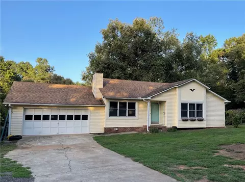 107 Cresta Verde Rd, Anderson, SC 29621 photo 1