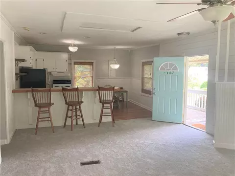 137 King St, Central, SC 29630 photo 5