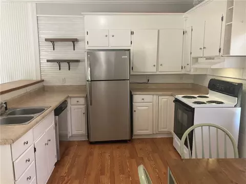137 King St, Central, SC 29630 photo 8