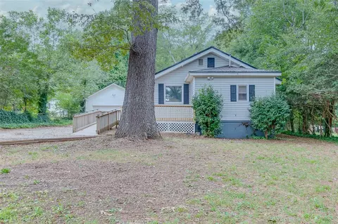 605 Williams St, Pendleton, SC 29670 photo 2