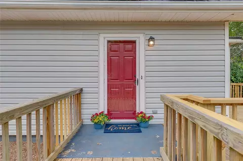 605 Williams St, Pendleton, SC 29670 photo 3