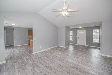 105 Cedar Glen Dr, Williamston, SC 29697 photo 10